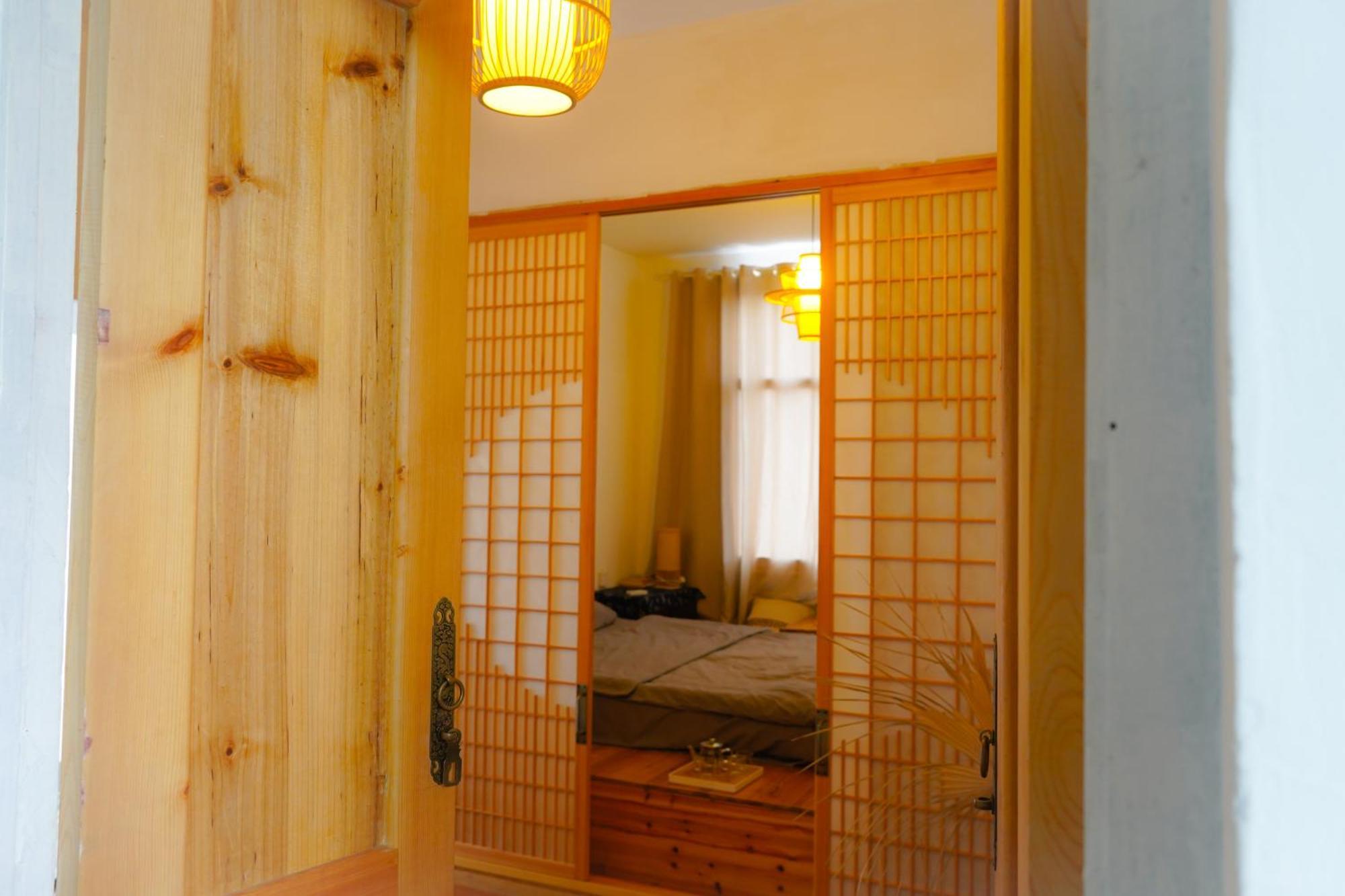 Yun 起 Iju 庭院 观 Jing 民宿 Hotel Fenghuang County Room photo