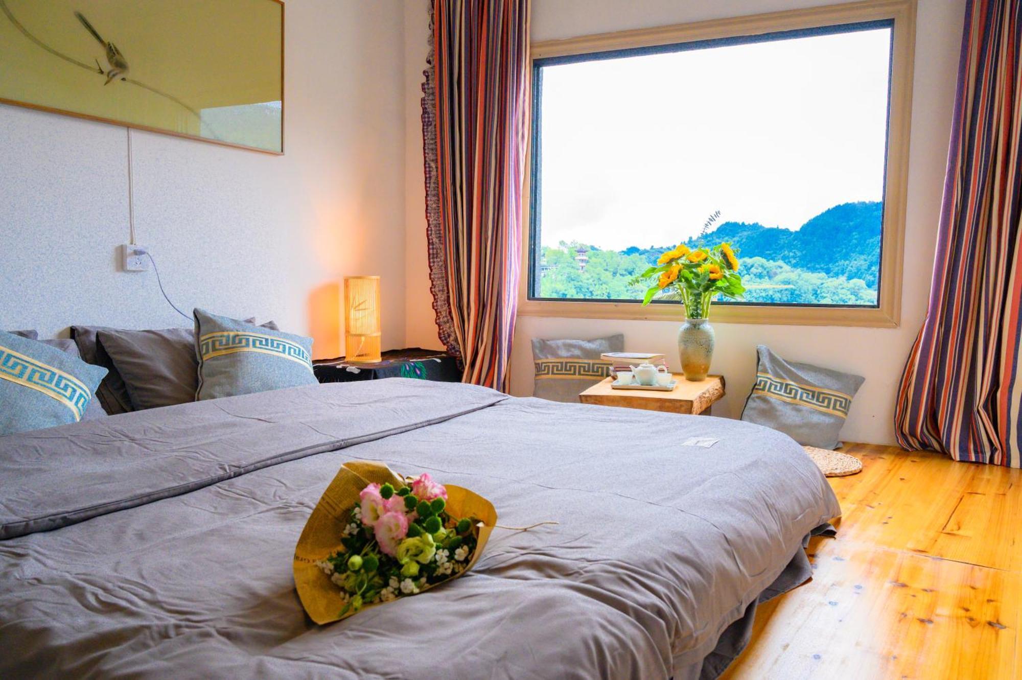 Yun 起 Iju 庭院 观 Jing 民宿 Hotel Fenghuang County Room photo