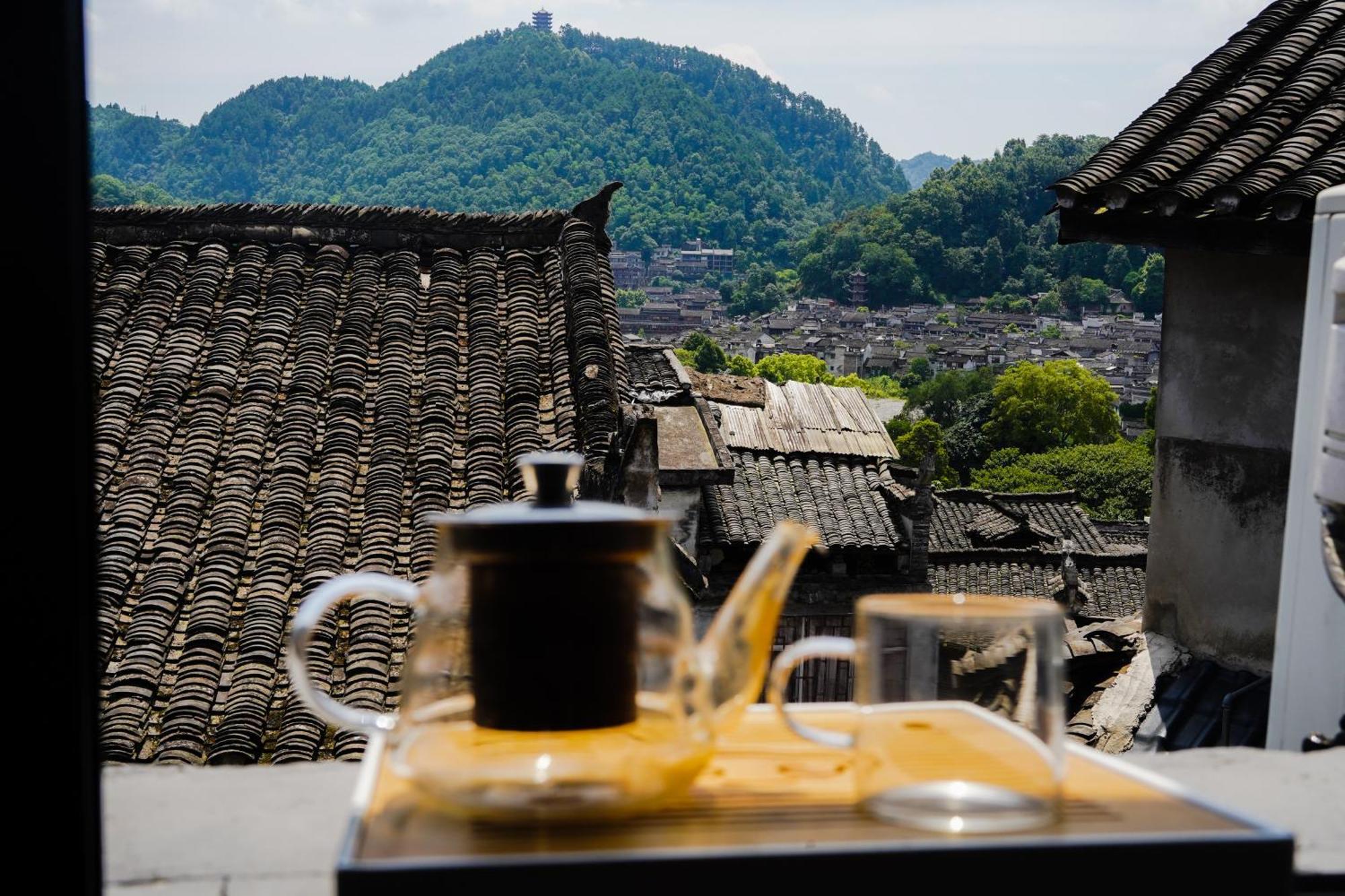 云起山居庭院观景民宿 Fenghuang County Room photo